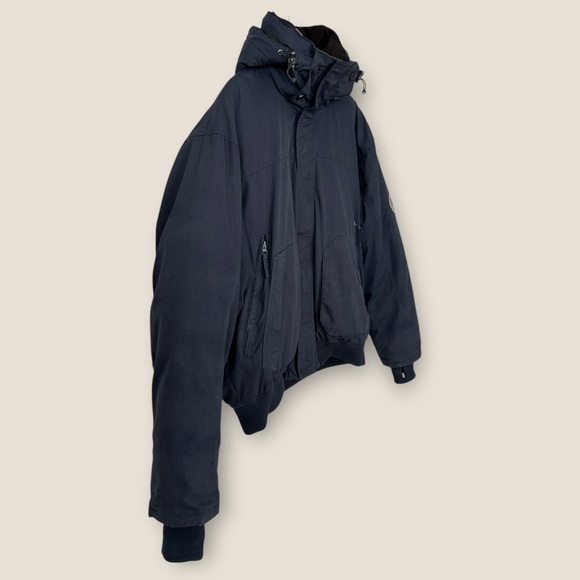 Tundra Canada Heavyweight Winter Jacket - Picture 5 of 15